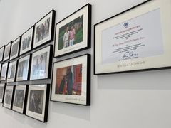 -罗红摄影艺术馆