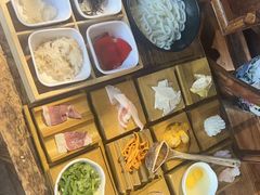 -花菇朵·云山雀 ll 野生菌锅·野果酸汤·精品滇菜(万柳店)