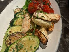 -LESCEDARS Brasserie Bistro香柏树