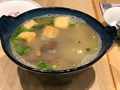 金陵鸭血粉丝汤-弄堂小笼包(西青中北永旺购物中心店)