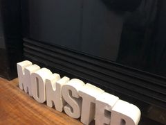 -怪兽咖啡 Monster Cafe