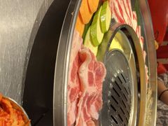 -哈哈碳都·牛肋条无限自助烤肉(台江万达店)
