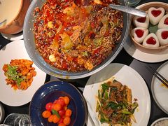 -麻六记(凤凰汇店)