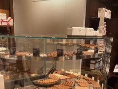 -Laderach 莱德拉(上海环贸iapm店)