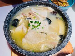 -荷塘秋月·本帮江浙菜(国权路店)