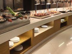 -元一希尔顿酒店·鲜切牛肉火锅禅自助餐厅