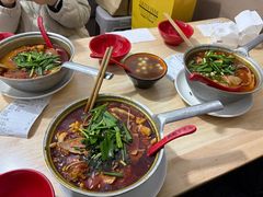 -铁锅哥米线