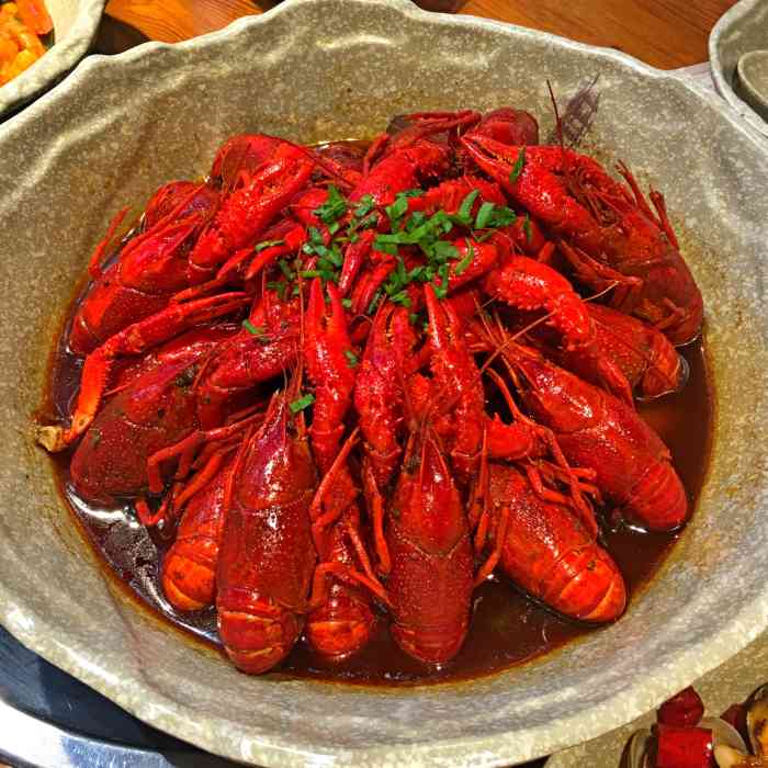 香阁里辣龙虾串吧-"没中奖的时候也经常去他家,位置就在歹街的.