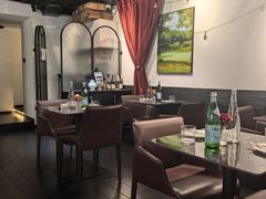 -LESCEDARS Brasserie Bistro香柏树