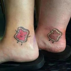 点击看大图 -龙之吻专业刺青·手工耳洞·纹身去色