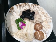 -臻牧壹品雪花牛肉火锅(大兴九臻店)