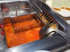 -海底捞火锅鲜切牛肉主题店(长寿路店)