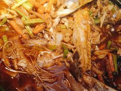 -鸣记脆皮烤鱼·海鲜烤鱼(三八广场店)