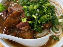 牛腩汤米粉-珍珍小食店(西华路店)