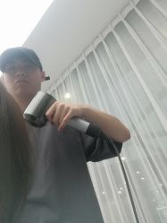 -变画·发型STUDIO