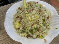 -江城燕子大排档(江汉路步行街店)