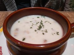 -玛格萝妮(汇智国际商业中心店)