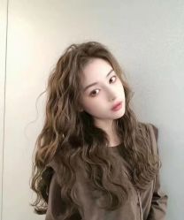 -朗峰专业美发沙龙