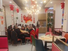 -休记光头香辣蟹干锅(绵竹店)