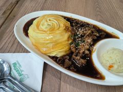 照烧肥牛蛋包饭-玛格萝妮比萨屋(四平店)