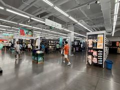 -迪卡侬(苗岭路店)