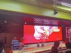 -龙巢盱眙龙虾·鸡煲·烧烤宵夜(坪洲店)