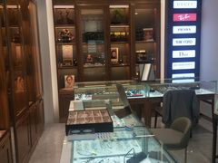 -回瑞眼镜·蔡司·依视路官方授权店(广益路万达店)