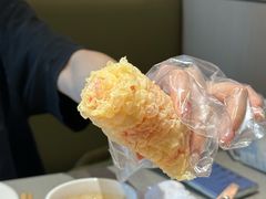-海底捞火锅(新松江路生日主题店)