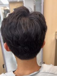 -首脑美发沙龙