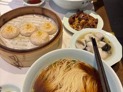 -裕兴记•蟹黄面馆(人民广场店)