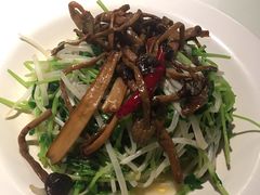 -新大咀港式茶餐厅(宝山万达店)