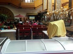 -舜耕山庄四时万和自助餐厅