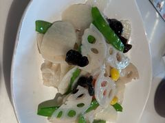 -荷塘秋月·本帮江浙菜(国权路店)