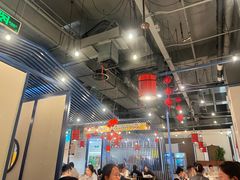 -尚尚仙·酸汤猪手·猪肚鸡火锅(华联万柳购物中心店)
