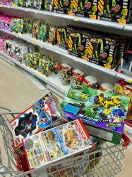 -卡通派潮品玩具折扣仓(青岛新城吾悦广场店)