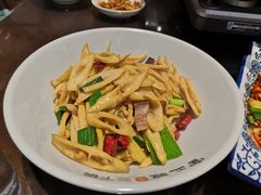 -富正毅三下锅(体育馆店)