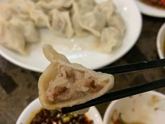 -周家大连水饺(美专校街店)