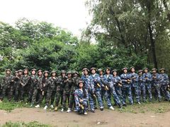 -亲兄弟真人CS团建拓展基地