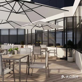 金鹏茶楼开啦办公室租在里面很方便