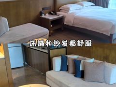 -亚龙湾亚泰商业街