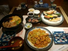 -仓桥家·焗寿司·锅物(光谷步行街店)
