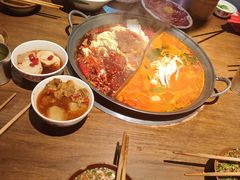 -萍姐火锅·公路夜市(武汉首店)