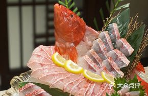 Dongxing Bass Seafood Platter