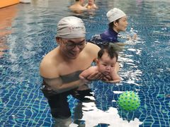 -蓝旗亲子游泳(范湖万达广场店)