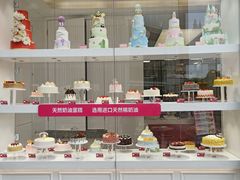 面包甜点陈列柜-味多美(江桥万达店)