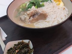 -粉观右江西鲜辣米粉(天地店)