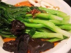 白灼菌菇菜心-新白鹿餐厅(虹桥南丰城店)