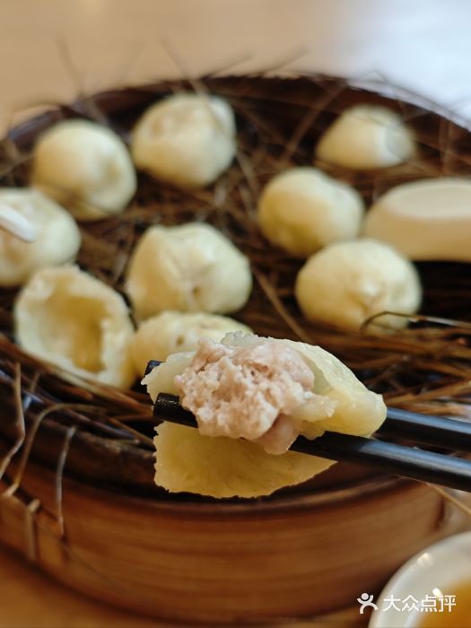 佬钱湾仔(衣裳街店)松毛汤包图片