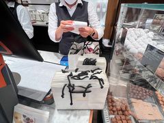 -Laderach 莱德拉(上海环贸iapm店)