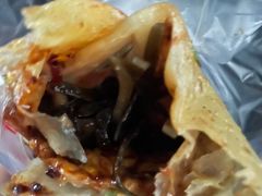 鸡蛋饼加火腿肠-樊记火烧店(甘泉路店)